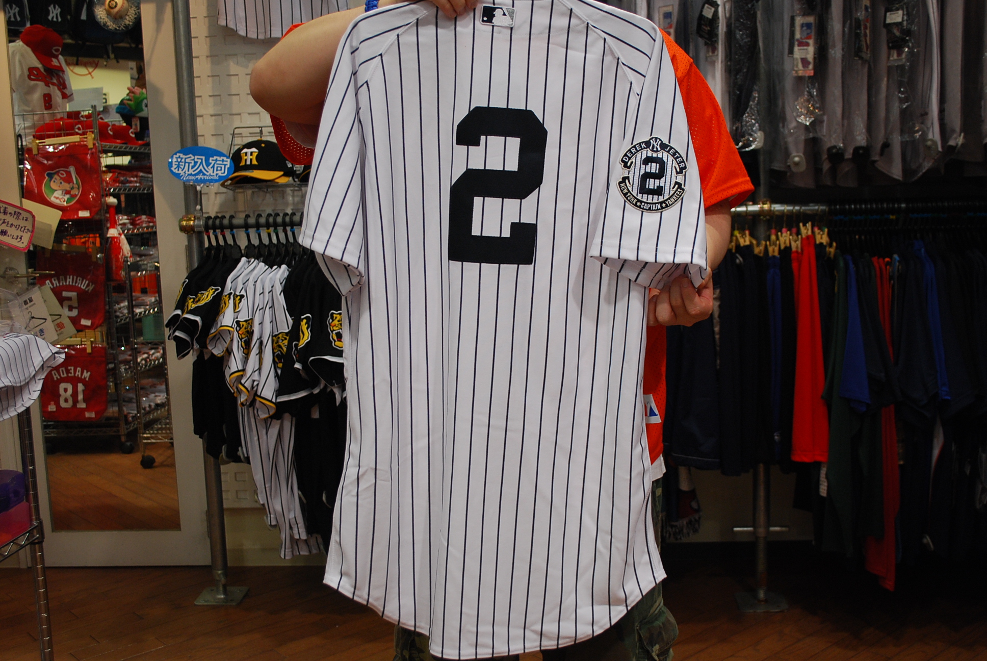 MLB ヤンキース ジーター選手 引退記念ユニフォームが新入荷しました☆ - 大阪店  セレクションブログ