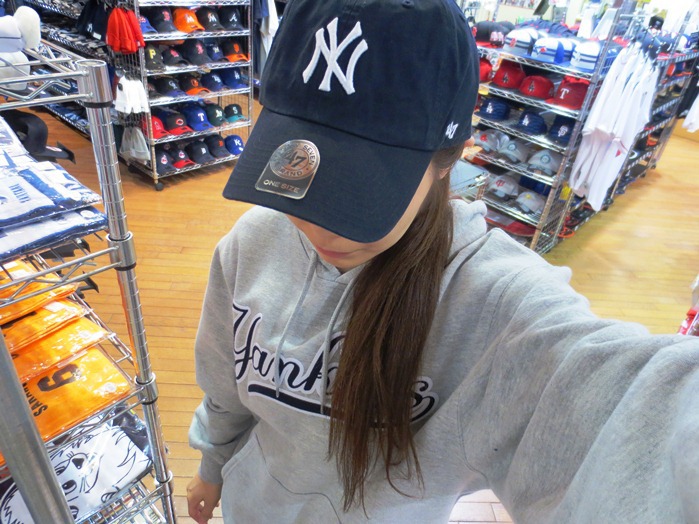 安心の定価販売 フォーティーセブン 47  ニューヨーク ヤンキース キャップ  帽子 メンズ MLB  B-RGW17GWS-IR 日よけ