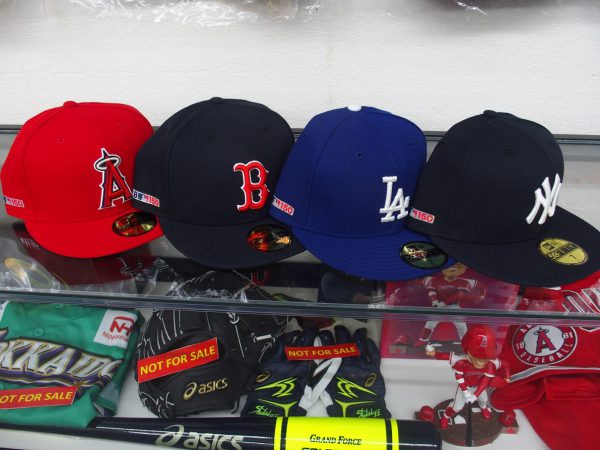 【MLB】イチロー選手28年間お疲れ様でした！！再入荷、イチロー選手サイン刺繍入りキャップ在庫ございます♪ - 新宿店 野球ブログ