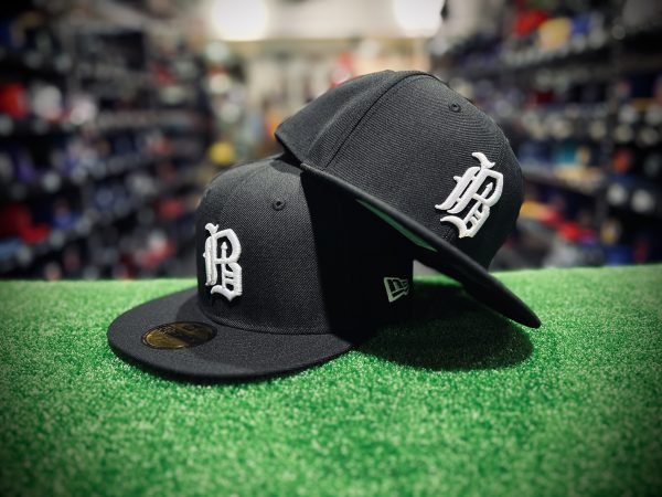 MLB】大人気商品セレクション別注CAPに新デザインが多数登場🔥 - 新宿